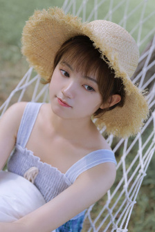 女大学生的沙龙工作室
